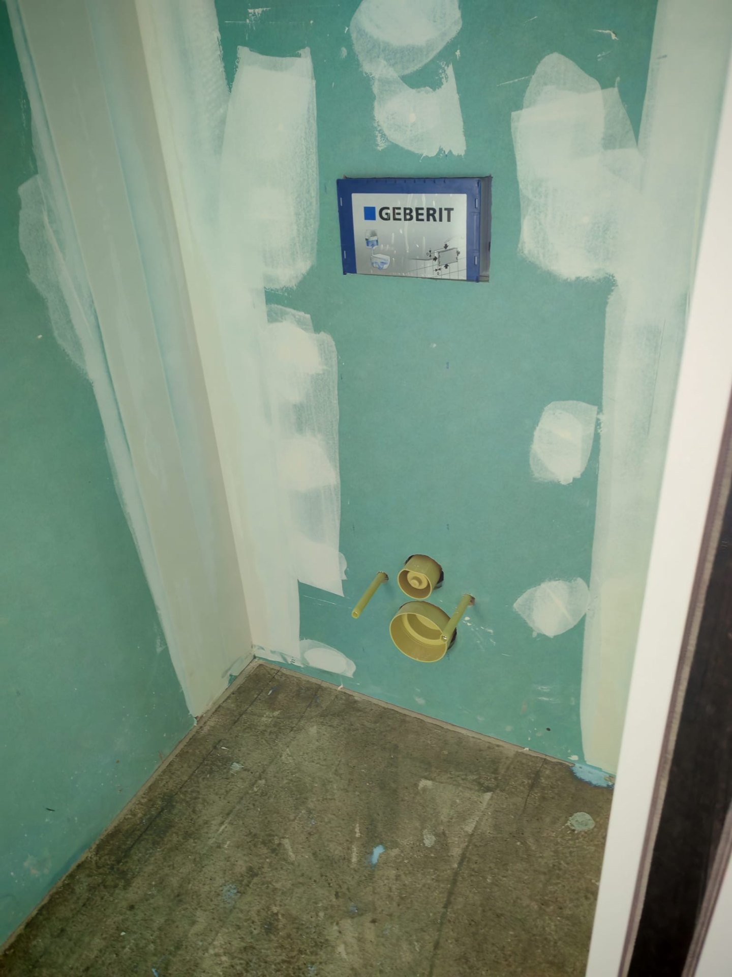 Pose placo hydrofuge — salle de bain